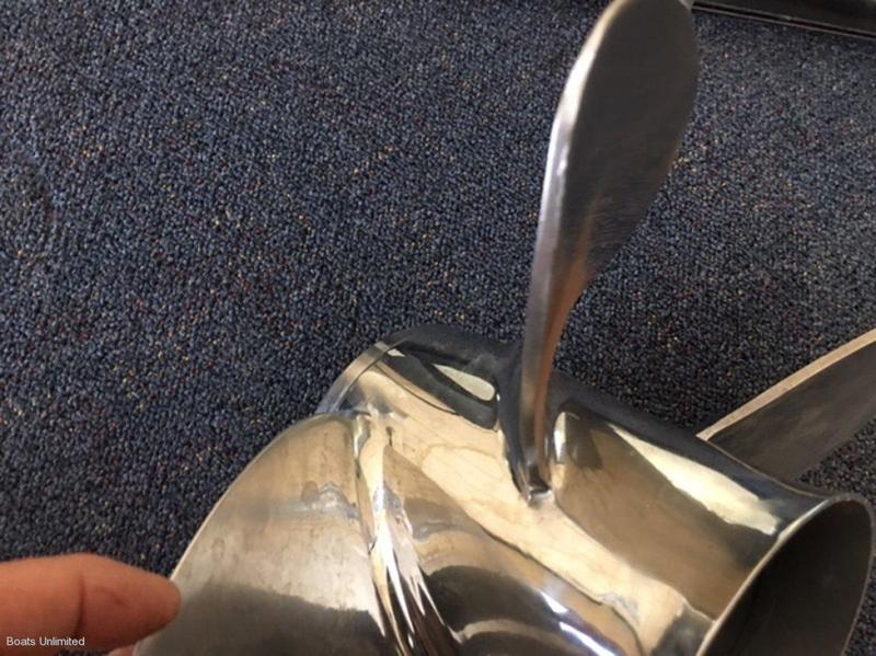 SOLAS 4 BLADE STAINLESS PROP 14 1/2 X15 PITCH 15 SPLINE