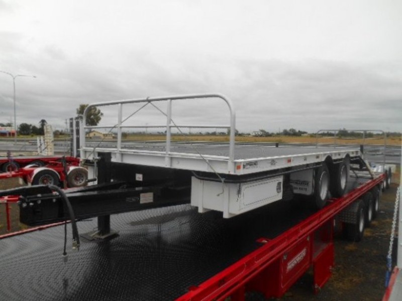 2015 Freightmaster TagPlant(with ramps) Pig Trailer