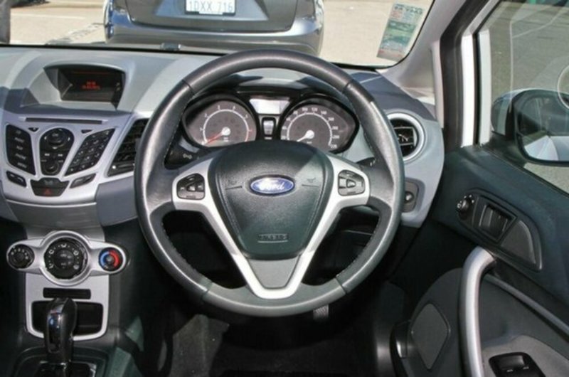 2012 FORD FIESTA LX PwrShift WT