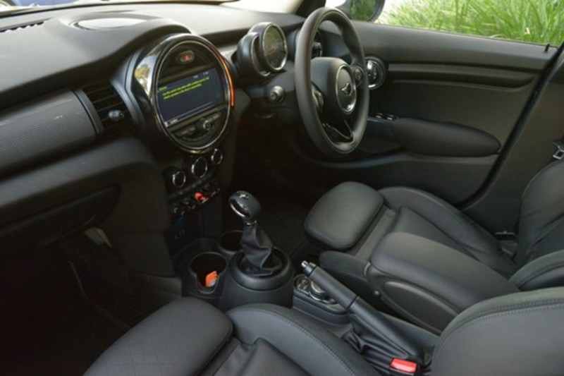 2015 MINI HATCH COOPER F55