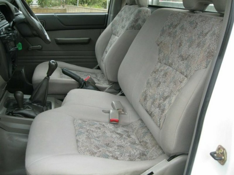 2002 NISSAN PATROL DX (4x4) GU