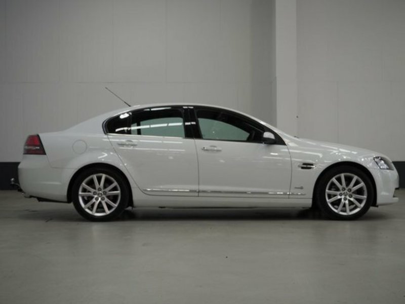 2012 HOLDEN CALAIS VE II MY12.5