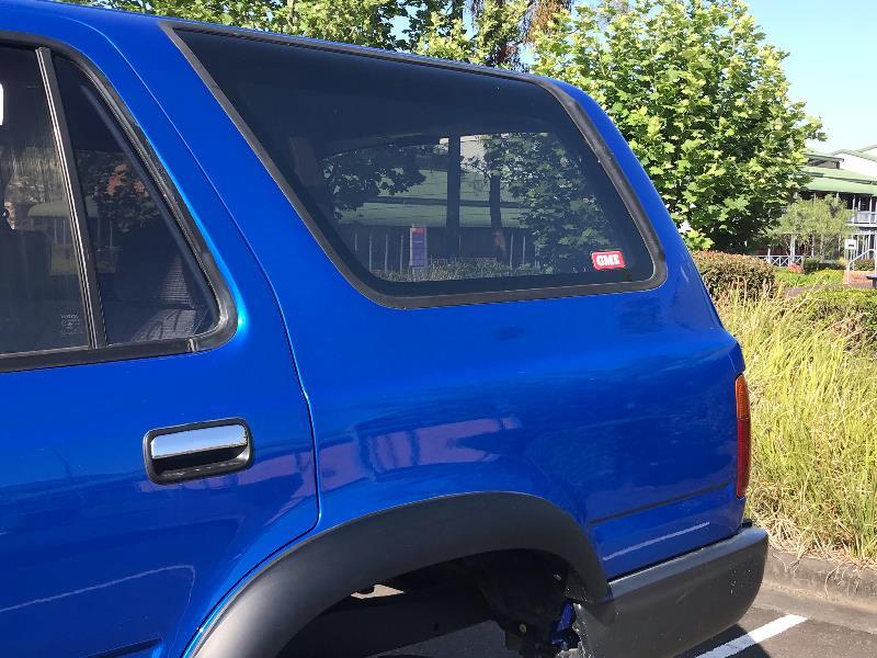 1992 TOYOTA Hilux Surf