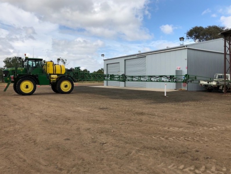 2012 JOHN DEERE 5430i Sprayer