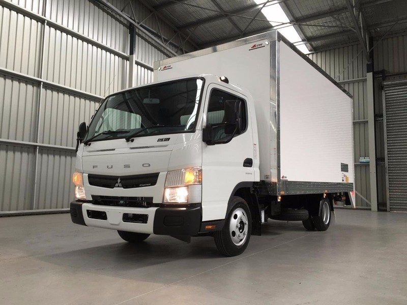 2016 FUSO Canter 515 METROLite Canter 515 Truck