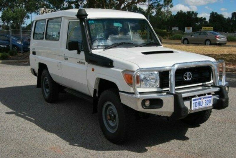 2009 TOYOTA LANDCRUISER Workmate Troopcarrier VDJ78R MY10