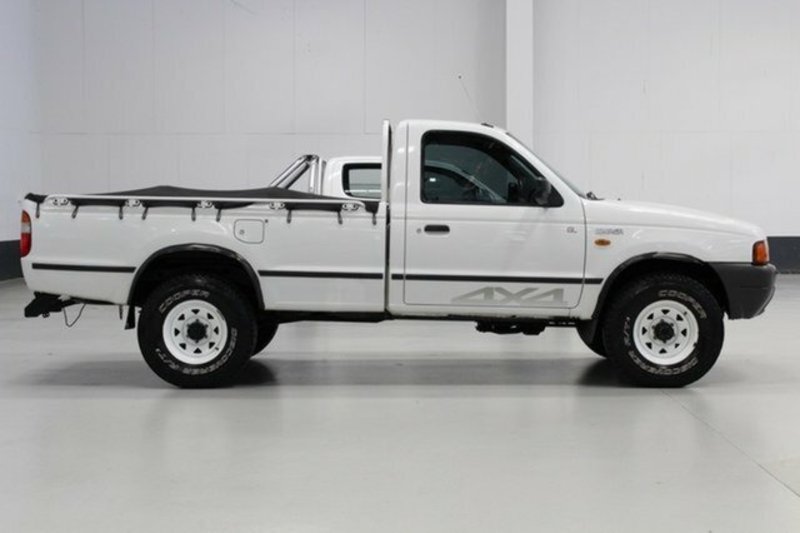 2002 FORD COURIER GL PE