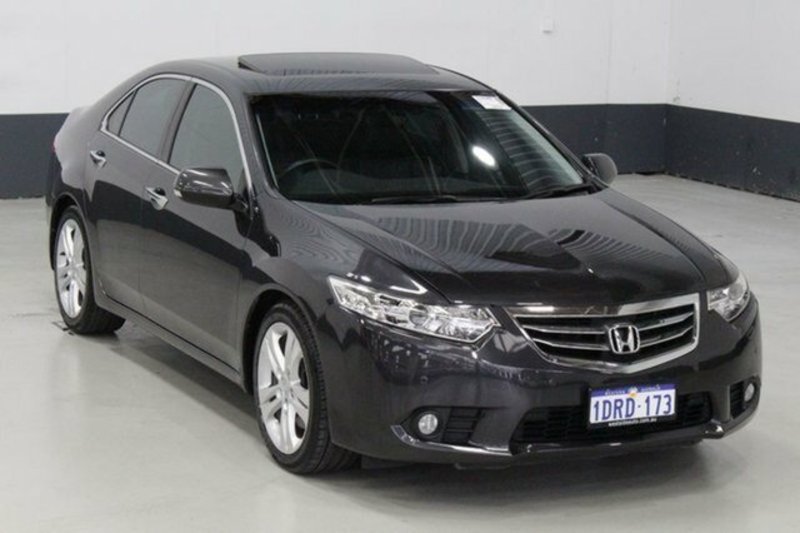 2011 HONDA ACCORD EURO LUXURY NAVI 10 MY11