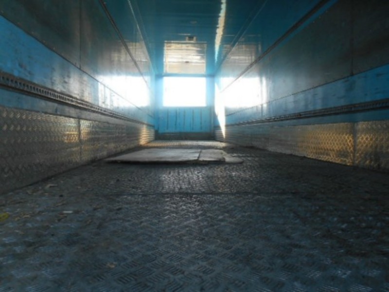 1986 FTE Refrigerated Van Semi Trailer
