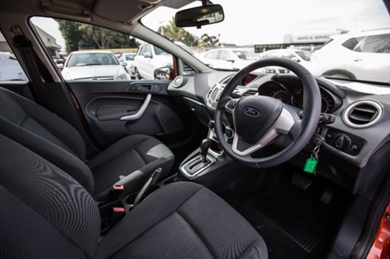 2010 FORD FIESTA CL WS