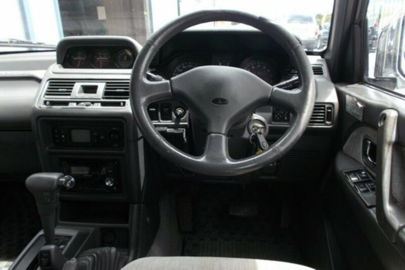1995 MITSUBISHI PAJERO EXCEED GLS LWB (4x4) NJ