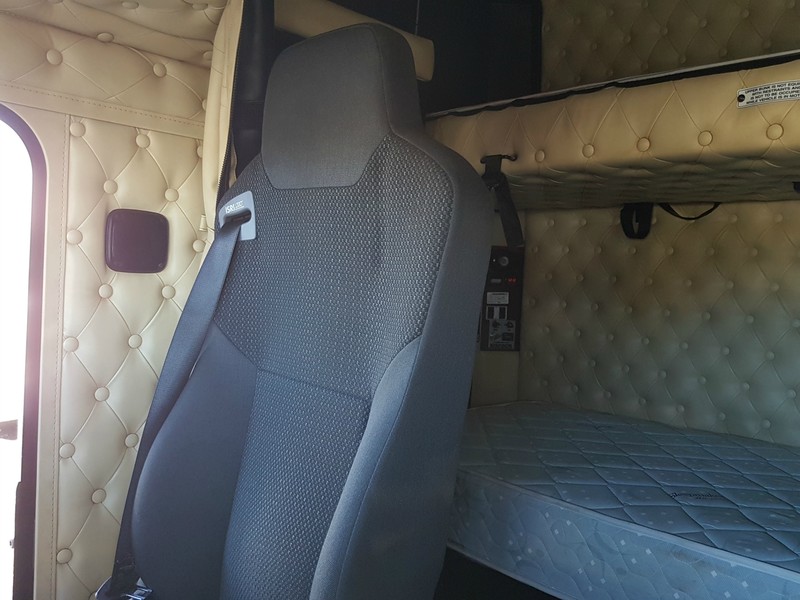 2012 KENWORTH T909 T909 Truck