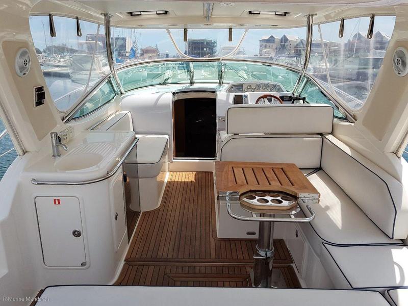 Riviera M360 Sportscruiser *** RISERS and MANIFOLDS ALL DONE *** $169,900 ***