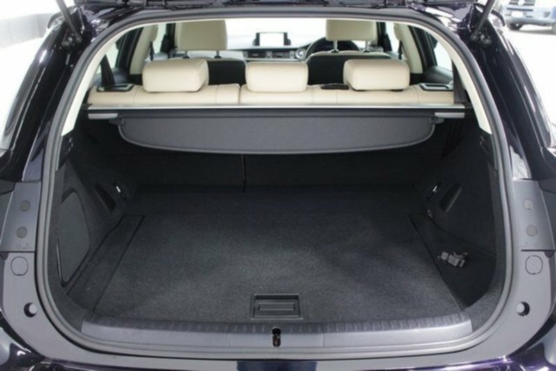 2015 LEXUS CT 200h. HYBRID LUXURY ZWA10R MY15