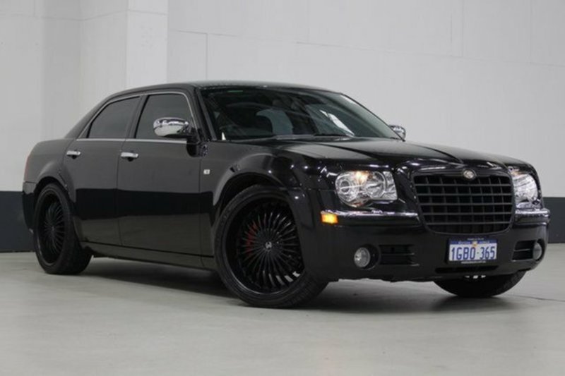 2005 CHRYSLER 300C 5.7 HEMI V8 LE MY06