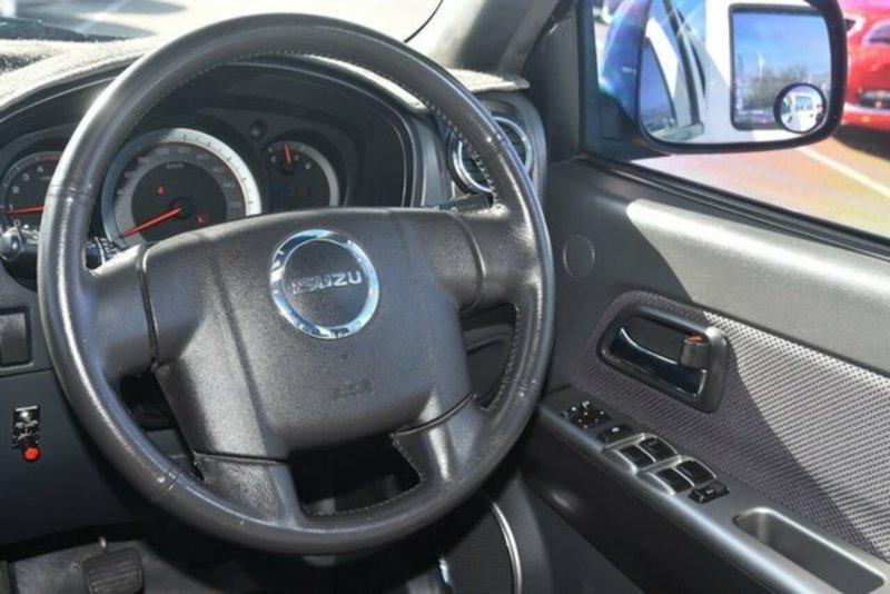 2010 ISUZU D-MAX LS-M (4x4) TF MY10