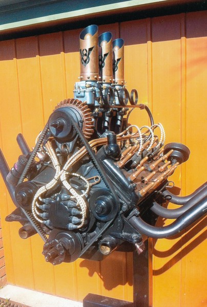 FORD FLATHEAD V8