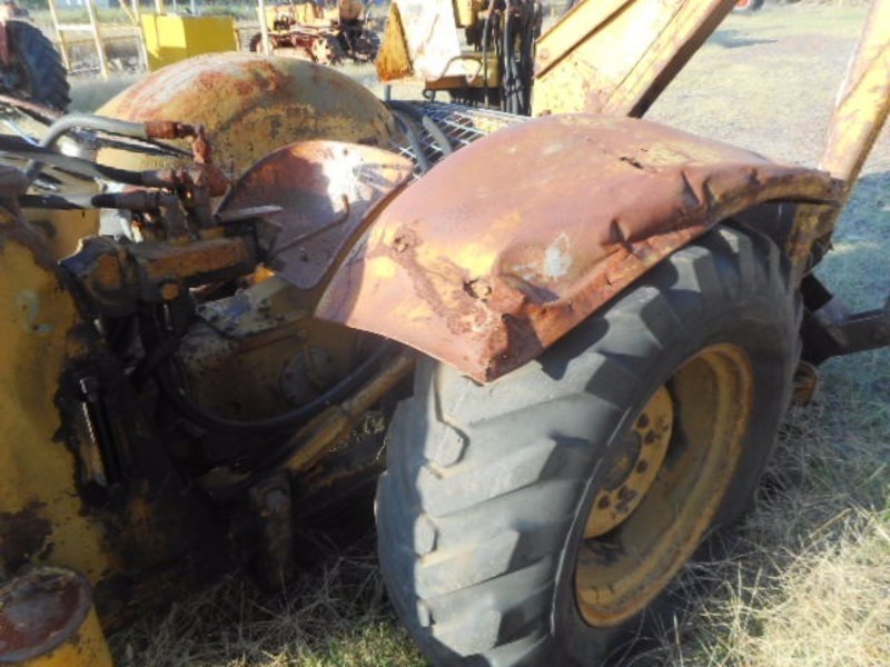MASSEY FERGUSON 40 Massey Ferguson 40 Backhoe 40 Tractor