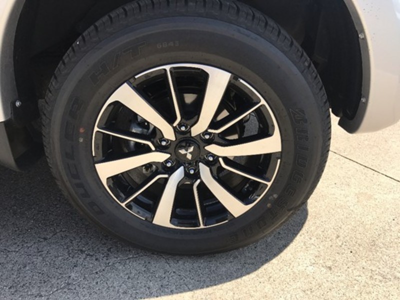 2017 MITSUBISHI TRITON GLS MQ