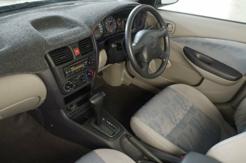 2002 NISSAN PULSAR LX PLUS N16