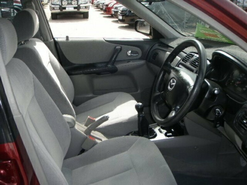 2002 MAZDA 323 PROTEGE