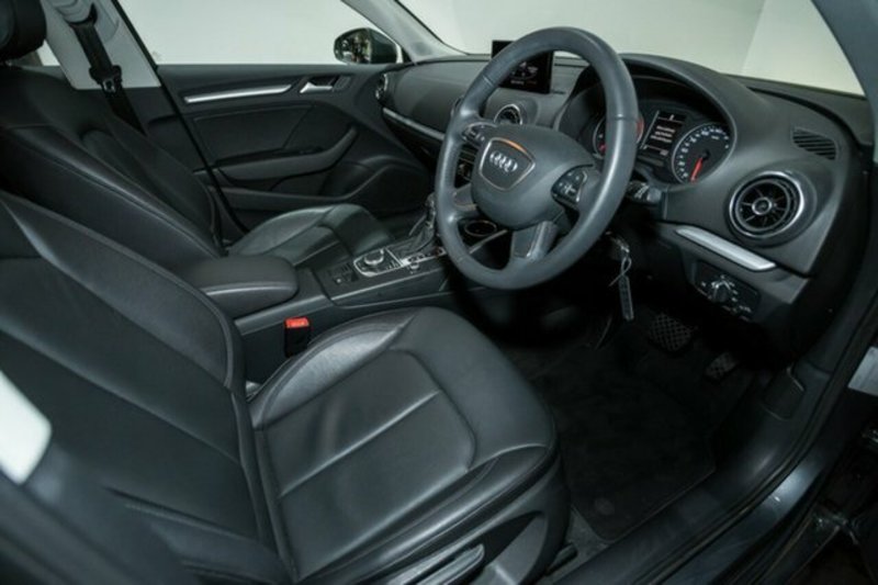 2013 AUDI A3 SPORTBACK 1.4 TFSI ATTRACTION 8P MY13