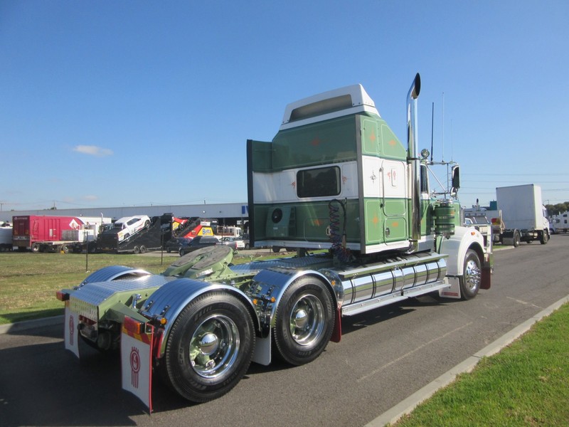 1994 KENWORTH T900 Classic T900 Truck