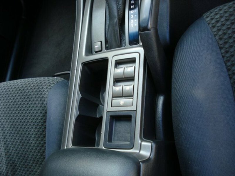2004 HOLDEN COMMODORE EXECUTIVE VYII