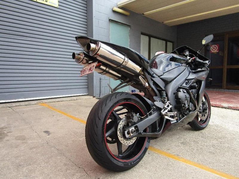 2006 YAMAHA YZF-R1 YZF-R1