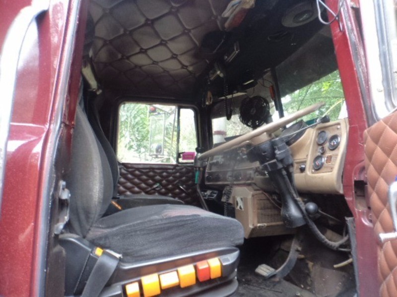 1976 MACK R600 SERIES Prime Mover R600 SERIES Truck