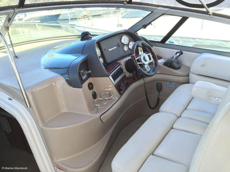 Four Winns Vista 348 2006 Beautifully Presented*******NEW STOCK******* Be Quick For This One!!