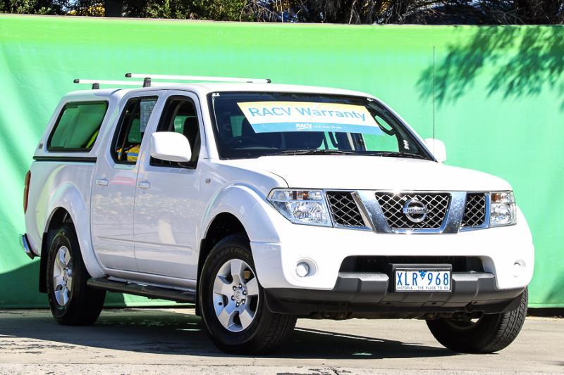 2010 NISSAN NAVARA ST D40