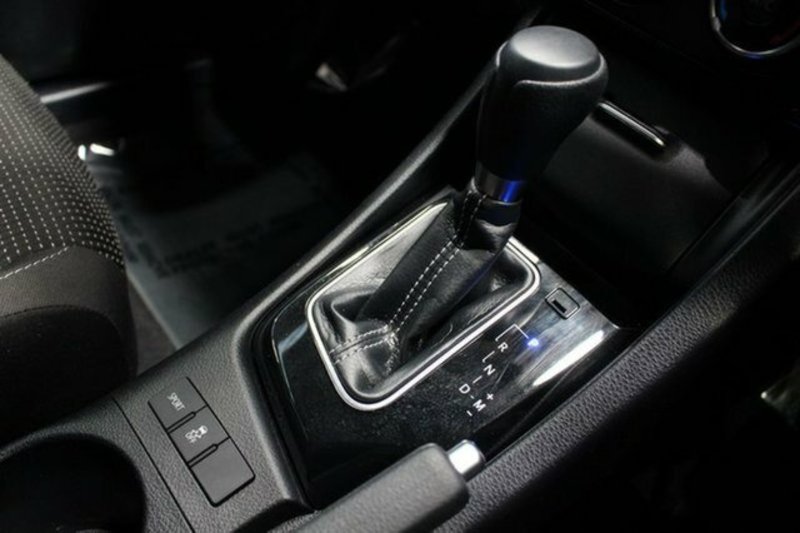 2015 TOYOTA COROLLA ASCENT ZRE182R MY15
