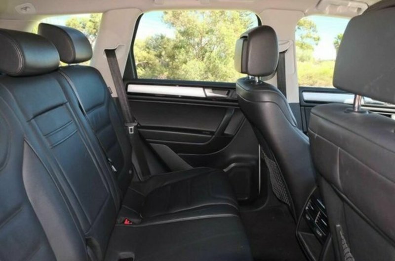 2012 VOLKSWAGEN TOUAREG 150TDI Tiptronic 4MOTION 7P MY12.5