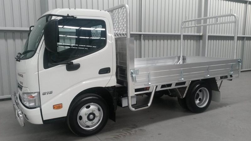 2014 HINO 616 IFS TRADE ACE