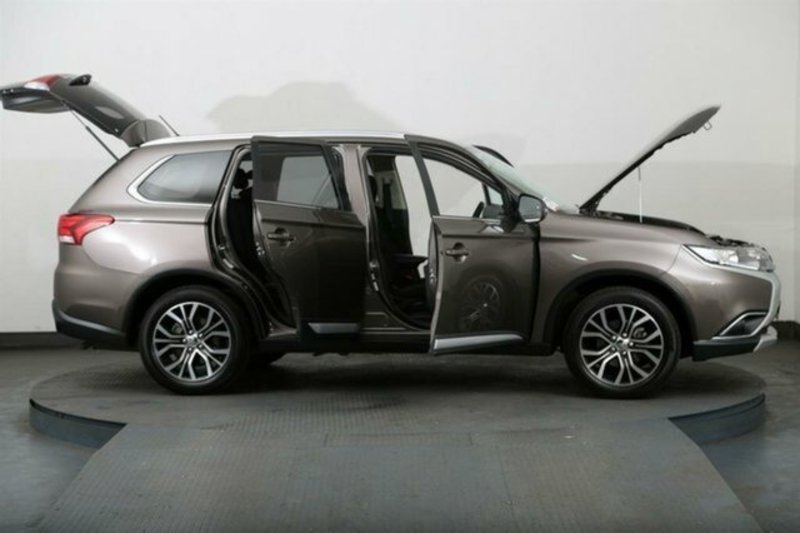 2016 MITSUBISHI OUTLANDER LS (4x2) ZK MY16
