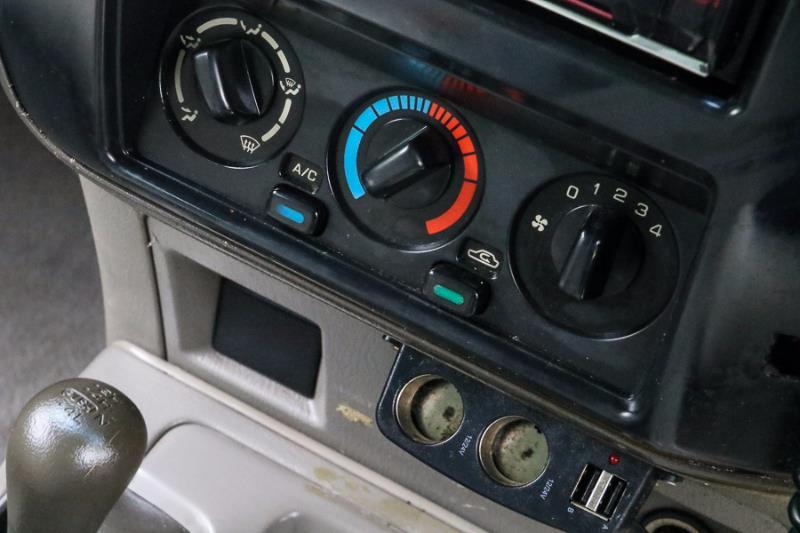 1998 NISSAN PATROL ST GU