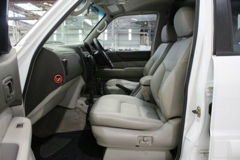 2004 NISSAN PATROL ST-L (4x4) GU III