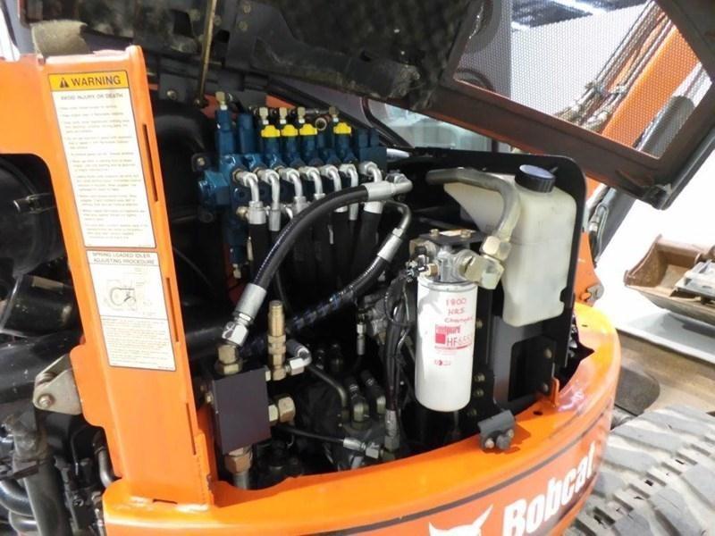 2004 BOBCAT 435 EXCAVATOR