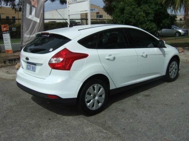 2013 FORD FOCUS AMBIENTE LW MK2