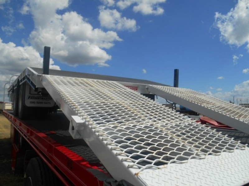 2015 Freightmaster TagPlant(with ramps) Pig Trailer