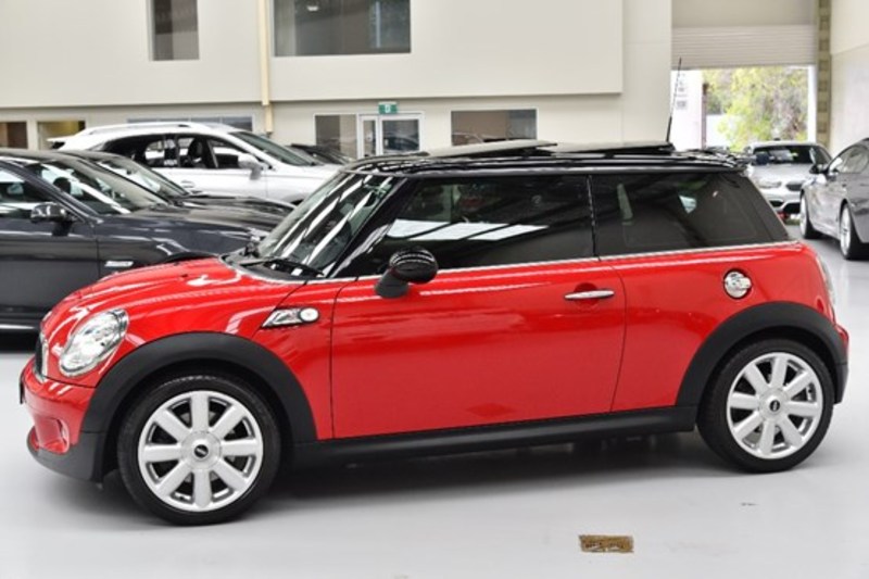 2010 MINI HATCH COOPER S CHILLI R56