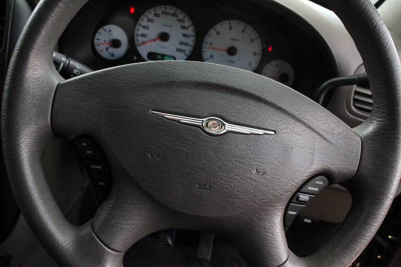 2005 CHRYSLER VOYAGER SE RG 05 UPGRADE