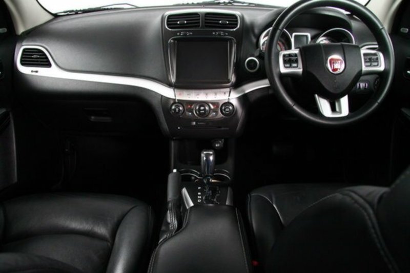 2013 FIAT FREEMONT URBAN JF