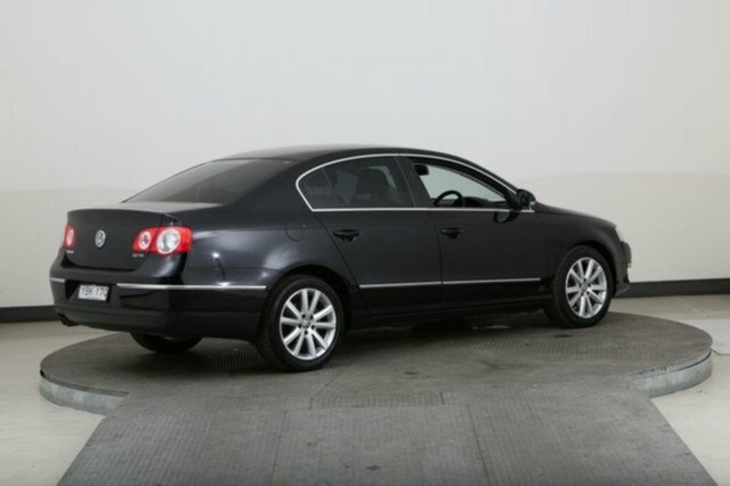 2010 VOLKSWAGEN PASSAT 125 TDI 3C MY10