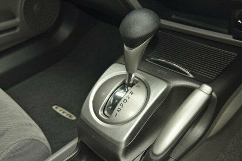 2009 HONDA CIVIC VTi MY09