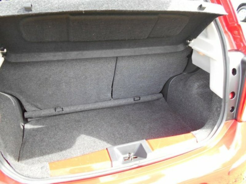 2012 NISSAN MICRA ST K13