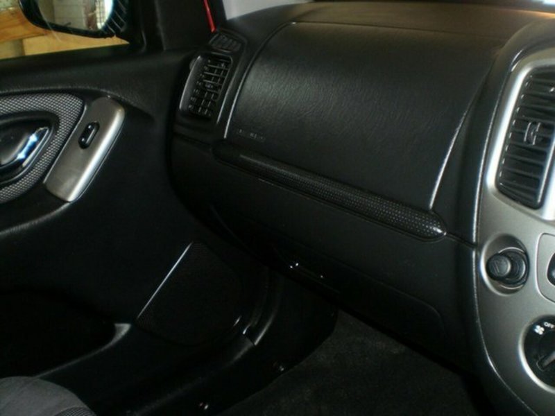 2003 MAZDA TRIBUTE CLASSIC
