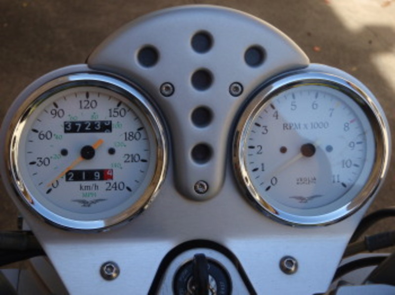 2000 MOTO GUZZI V11 SPORT (NAKED)