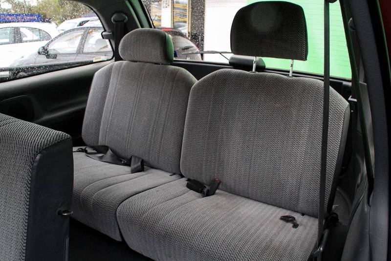 1999 TOYOTA TARAGO GLi TCR10R